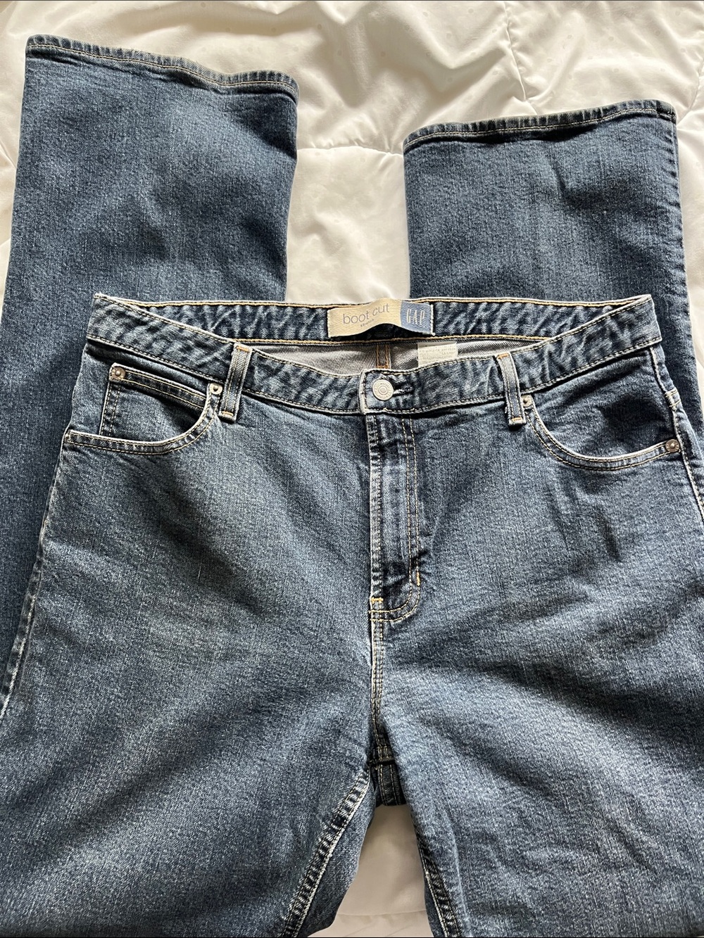 GAP women’s Boot Cut Flare Jeans 16L